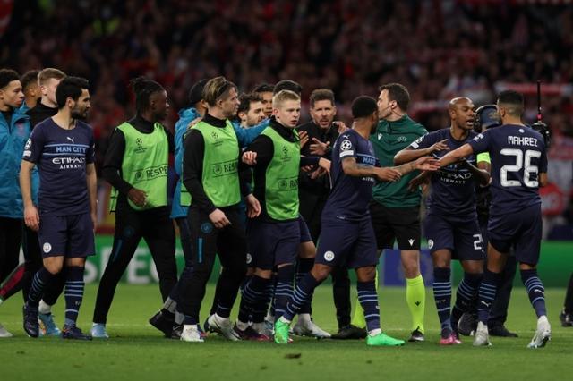 本赛季欧冠最年长进球榜：奥巴梅扬、格列兹曼、范戴克前三（欧冠本季最年长射手榜：奥巴梅扬、格列兹曼、范戴克位列前三）