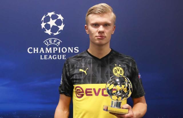 巴萨官方：欧冠对法鹰将检查穿客队球衣者身份，排除非法购票（巴萨官宣：欧冠战法鹰将核验穿客队球衣者身份，严查非法购票）