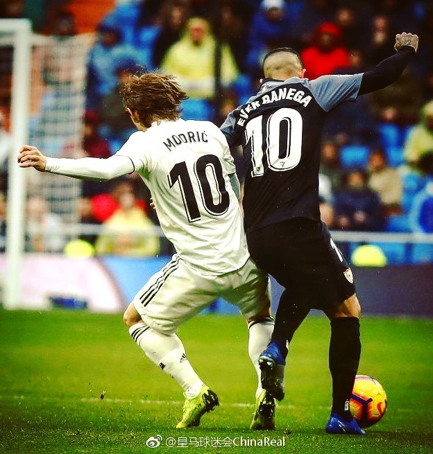 辽宁三分疯狂引爆全场（辽宁外线火力全开燃爆全场）