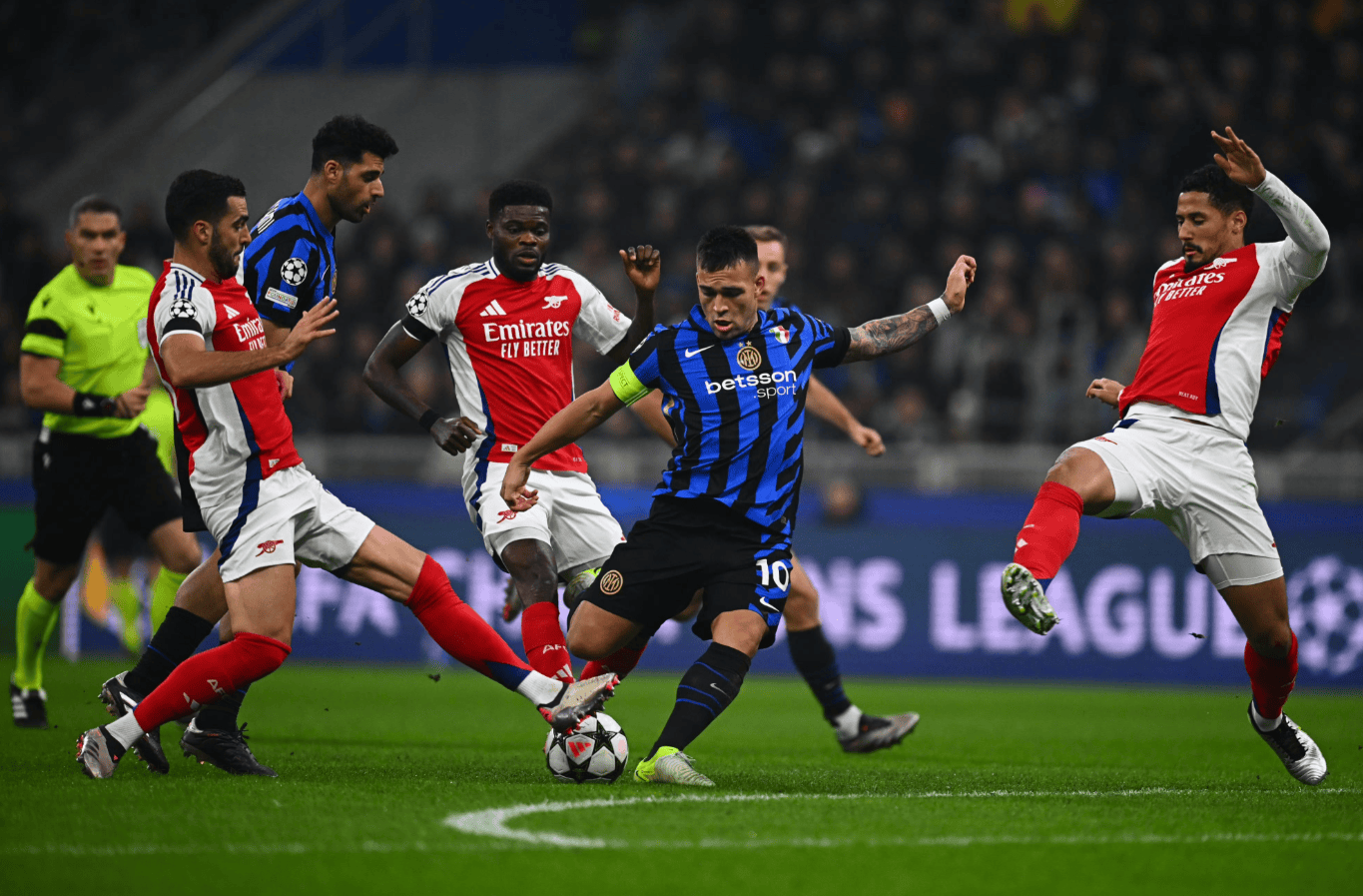 布朗：我们很年轻但每天都在进步，谁都不能低估我们（布朗：虽年轻却日益精进，别再小看我们）