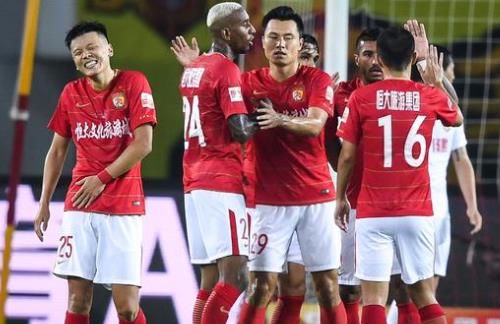 小图+德弗赖 🆚 皮奥+博尼本期挑战幕后花絮大放...（小图携手德弗赖对阵皮奥与博尼：本期挑战幕后花絮大放送）